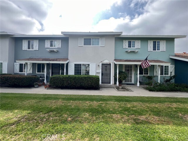 Foto principal - 19868 Berkshire Ln