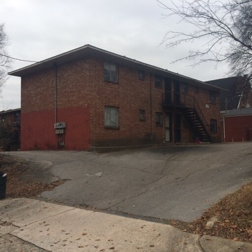 Building Photo - 1400 20th Pl N