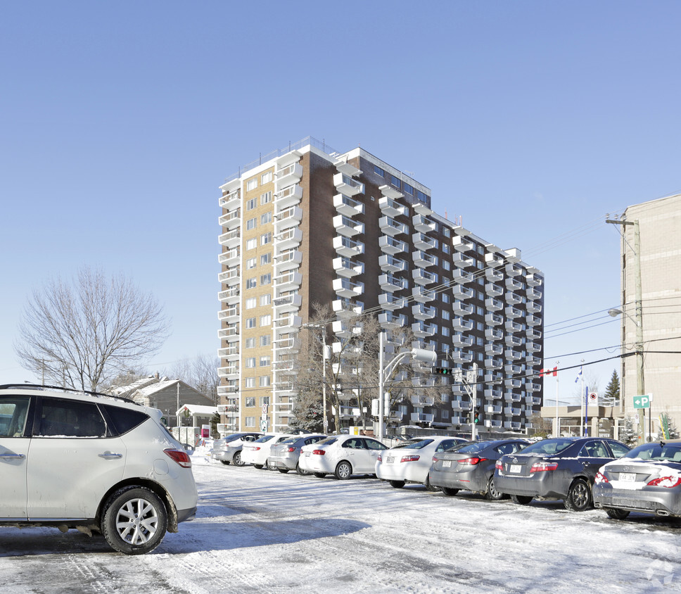 Lakeshore Towers Apartments - 30 du Bord-du-Lac-Lakeshore Pointe-claire ...