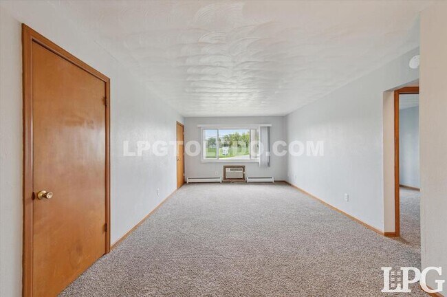 Foto del edificio - 3320 Arlington Ave