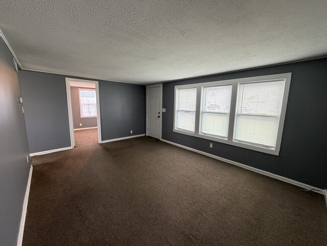 Building Photo - 535 15th Ave