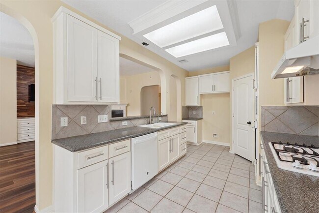 Building Photo - 4123 Stoneburg Dr
