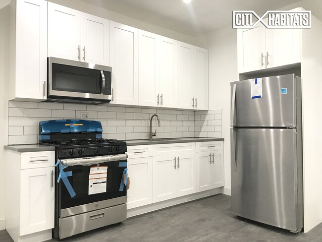 Foto del edificio - 354 Montauk Ave