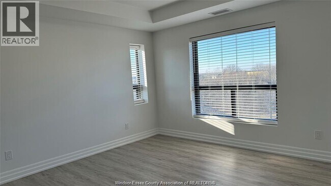 Photo du bâtiment - 3340 Stella Crescent