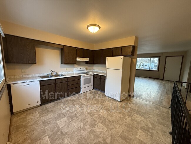 Foto del edificio - 2717 Victoria Ln