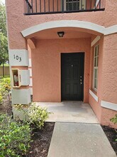 Building Photo - 150 SW Peacock Blvd
