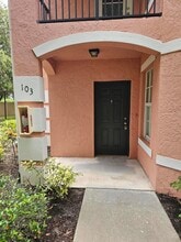 Building Photo - 150 SW Peacock Blvd