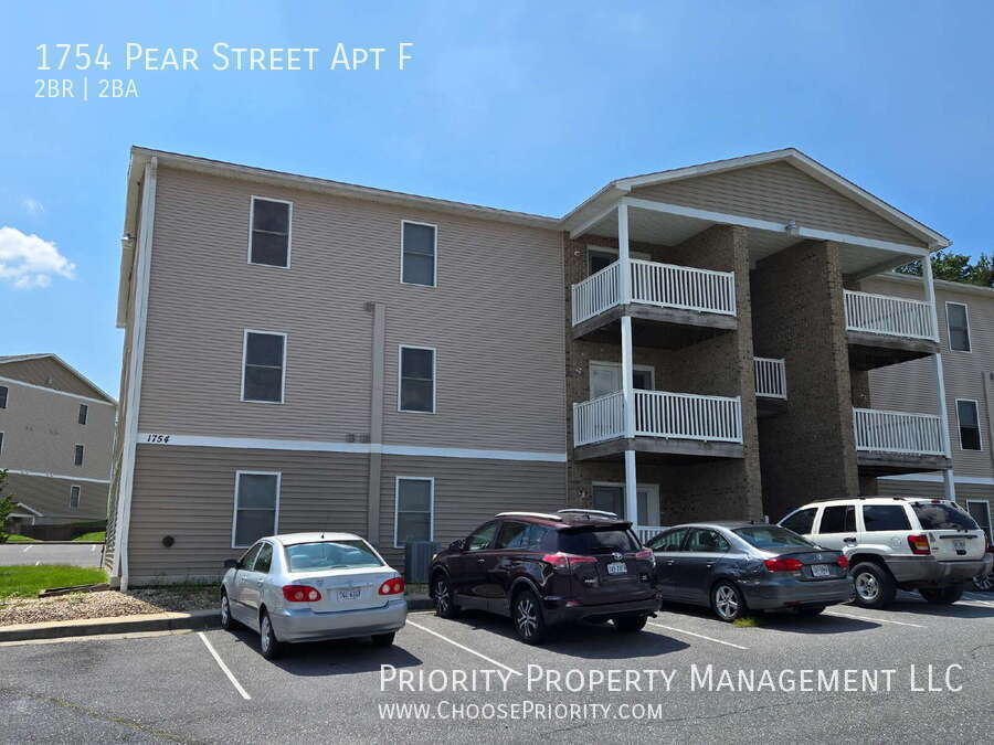 Foto principal - 1754 Pear St