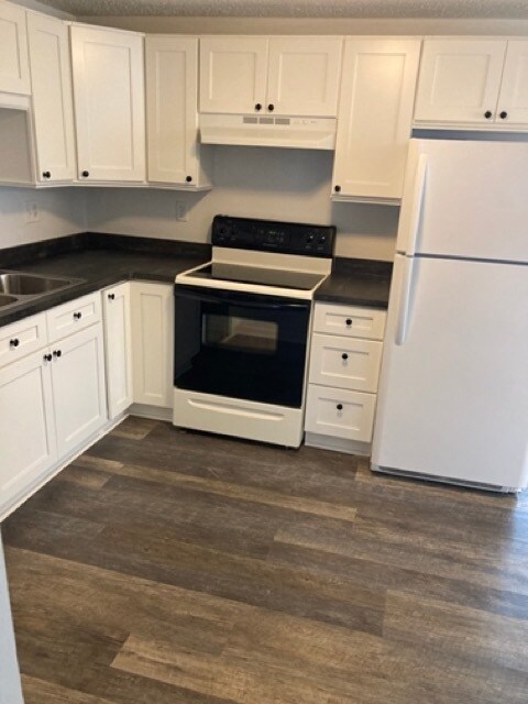 Foto principal - 6335 Robinson Rd