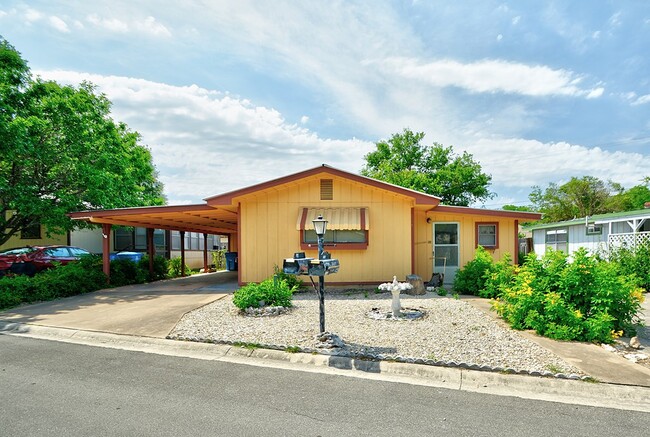 Building Photo - 111 Arizona Ash Dr