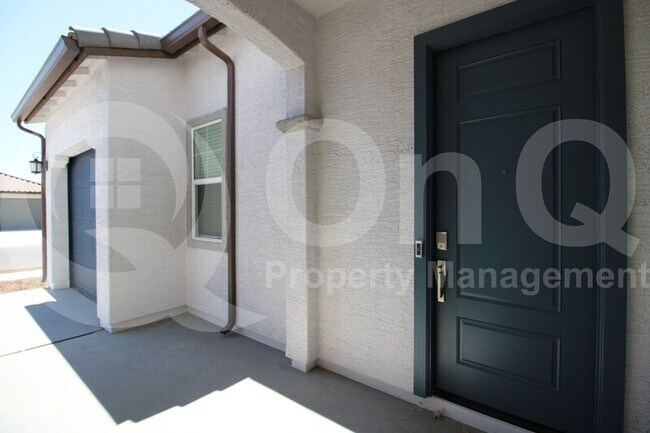 Foto del edificio - 17536 W Superior Ave