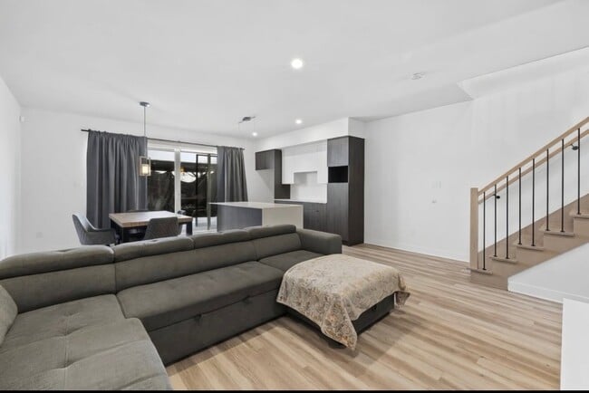 Photo du bâtiment - 13780 Rue Du Merlot