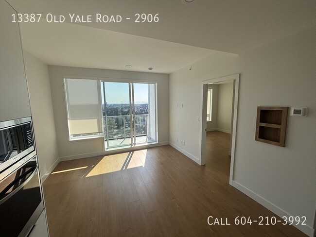 Photo du bâtiment - Condo Near SFU