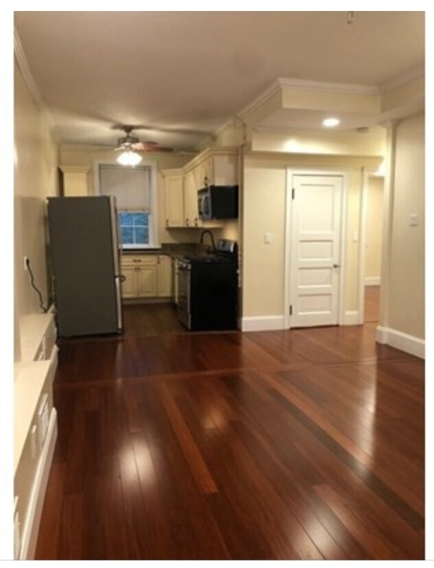 Foto del edificio - 1253 Beacon St