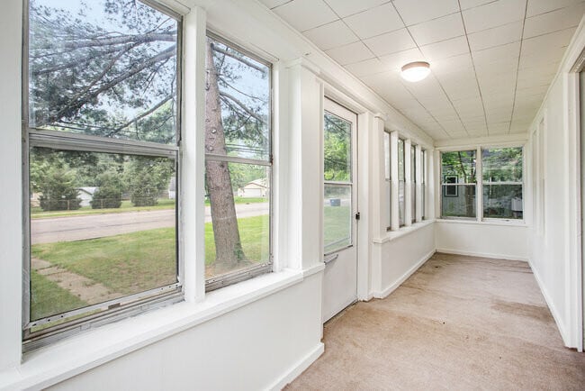 Building Photo - 2804 Mt Olivet Rd