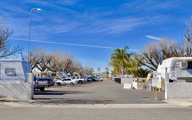 Foto del edificio - Hemet Valley Travel Trailer Park