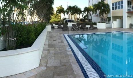 Foto del edificio - 3000 E Sunrise Blvd