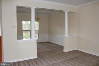 Building Photo - 80 Chadwick Dr