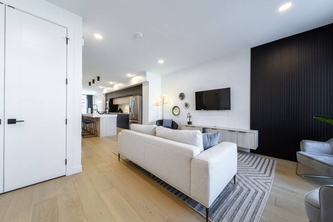 Building Photo - 10749-10773 73 Ave NW