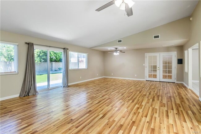 Building Photo - 10611 Jordan Ave