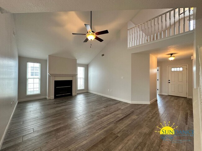 Building Photo - Pristine Home in the Heart of Fort Walton ...
