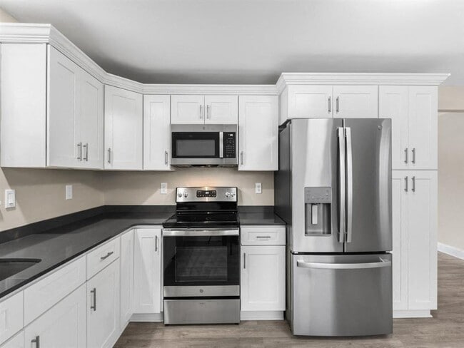 Building Photo - Greens on Mill Townhomes