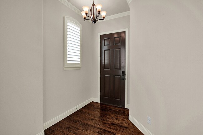 Foto del edificio - 2468 Castle Ridge Dr