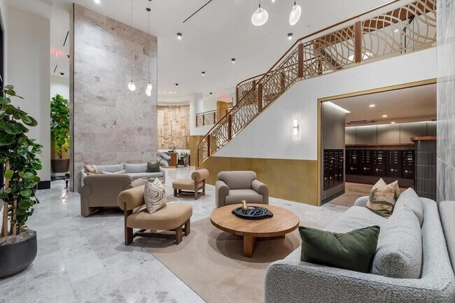 Foto del edificio - 1331 Columbia St