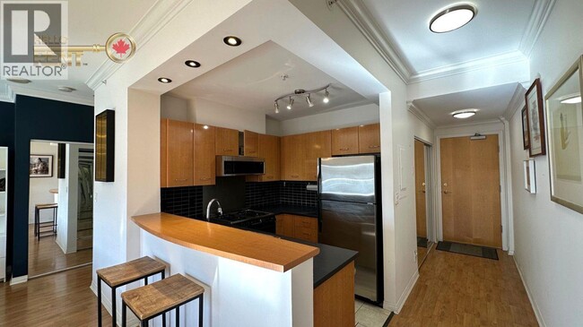 Building Photo - 2268 Redbud Ln