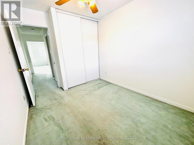 Photo du bâtiment - 1240 Westview Terrace