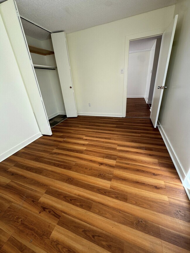 Photo du bâtiment - 3832 Rae St