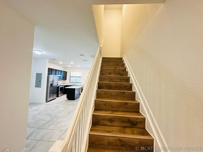 Building Photo - 346 NE 208th Terrace