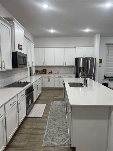 Foto del edificio - 217 Cherryvale Ln