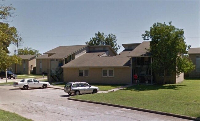 Building Photo - 500 N Anderson St