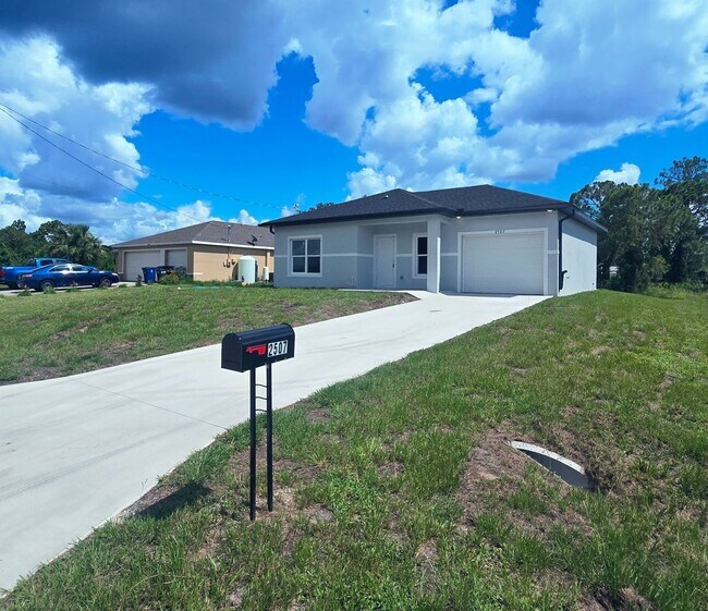 Building Photo - BRAND NEW 2/2/1-SW LEHIGH ACRES