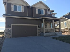 Building Photo - 857 Shade Tree Dr