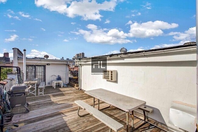 Foto del edificio - E 13TH ST.