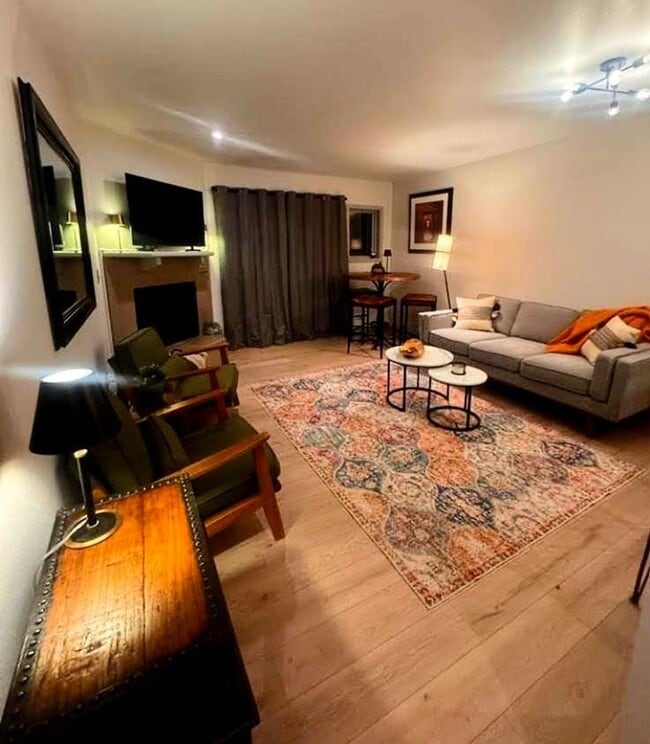 Building Photo - Long Term Rental- Frisco Bay Townhomes #408B