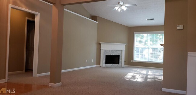 Building Photo - 22 Horizon Hill