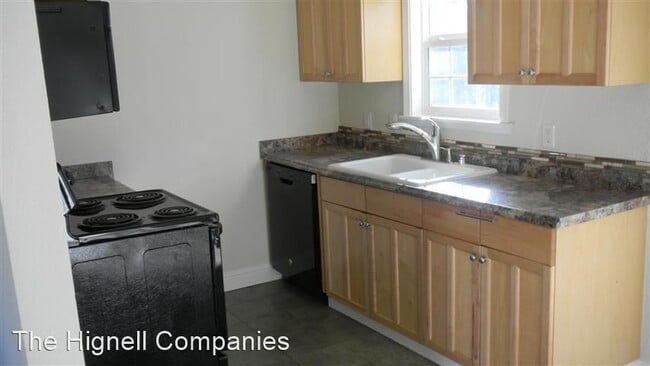 Building Photo - 3 br, 2 bath House - 4010 Ormsby Way