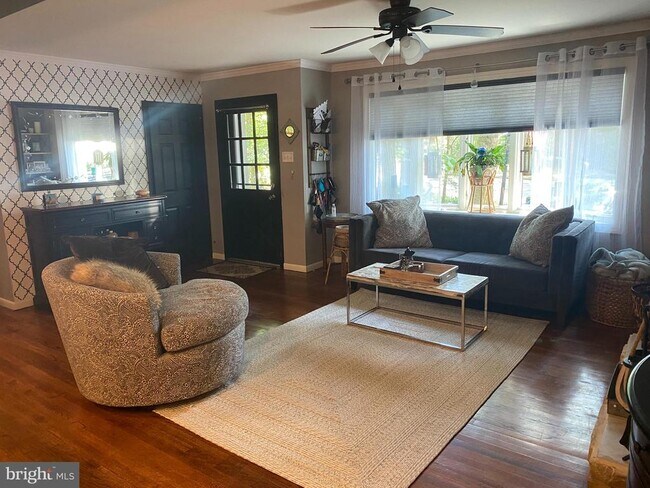 Building Photo - 177 Wabeeno Trail