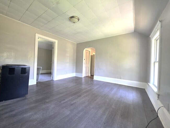 Foto del edificio - 6215 Carpenter Ave