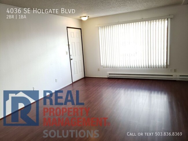 Building Photo - Beautiful Woodstock Apartment Available ne...