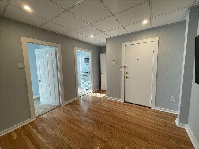 Foto del edificio - 40-40 Freebody St