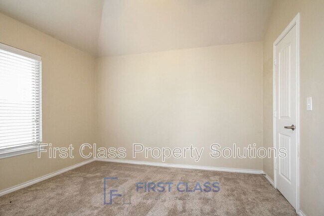 Building Photo - 3325 NW 177th Ct