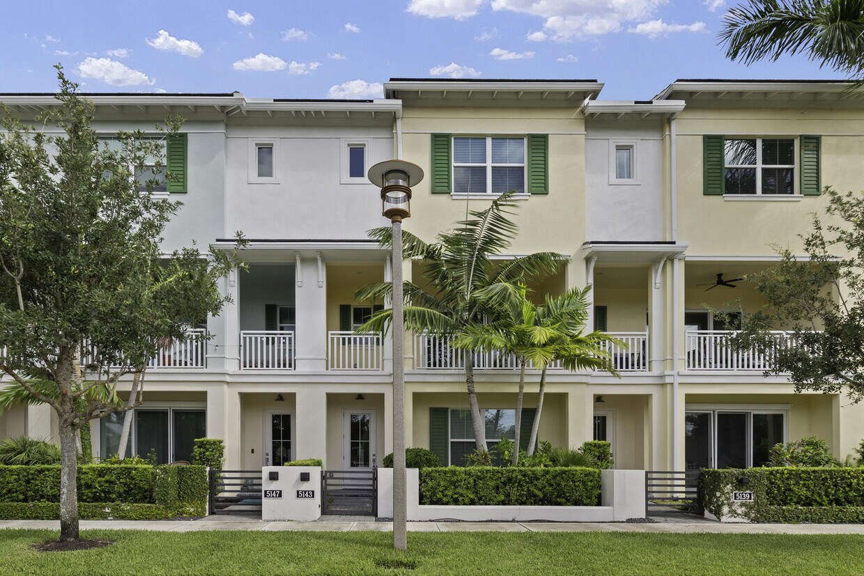 Foto principal - 5143 Beckman Ter