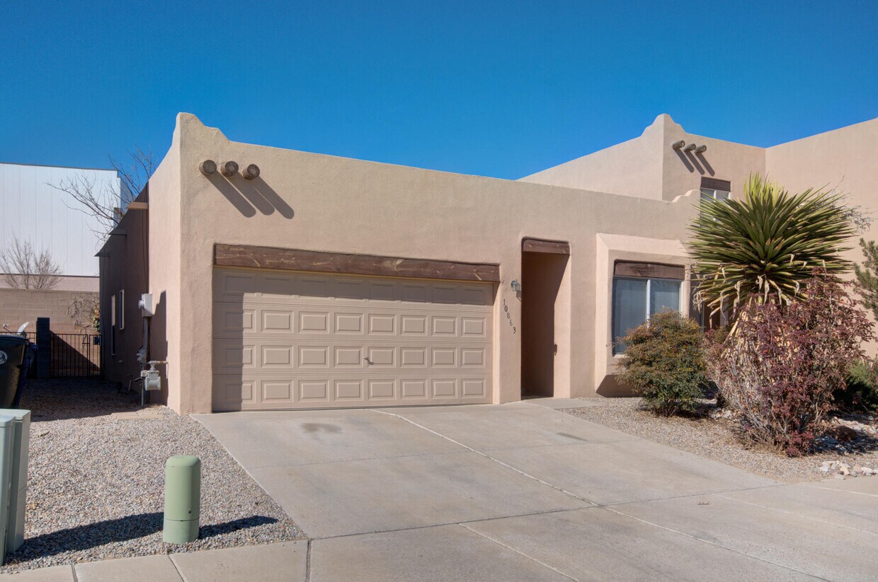 10863 Pizzo Dr NW, Albuquerque, NM 87114 House Rental in Albuquerque