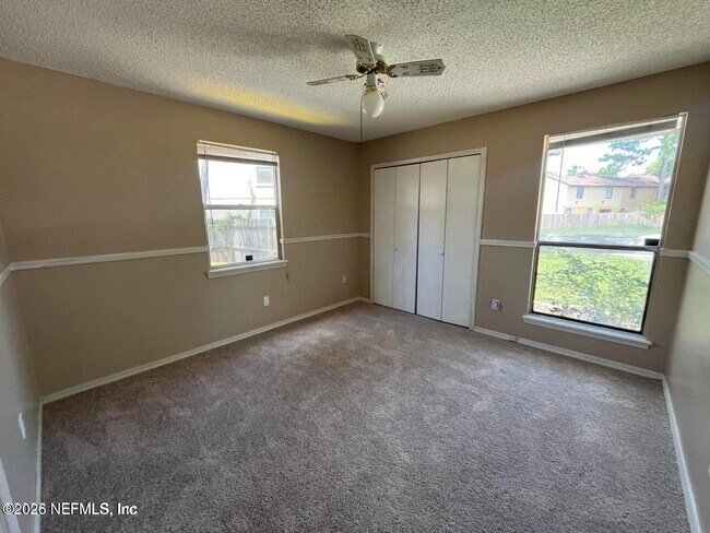 Foto del edificio - 11376 Golden Plover Ct