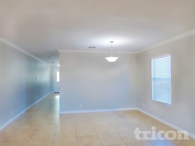 Foto del edificio - 11703 Silver Prairie