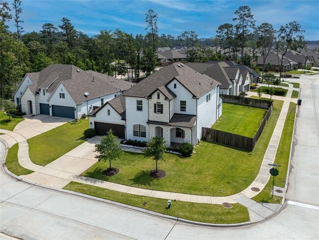 Building Photo - 2807 Kingly Pne Trl